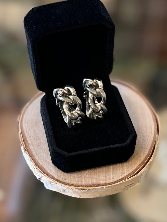 【SAINT LAURENT】Silver-tone clip earrings イヤリング Vintage YSL Yves Saint Laurent Gunmetal Chain Link Design