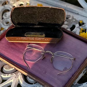 Antique 1930s Art Deco 1/10 12K GF Gold Filled Wire Rim Eyeglasses with Case Sidney Tyroler | 1933 Eye “Racket” Malpractice Article