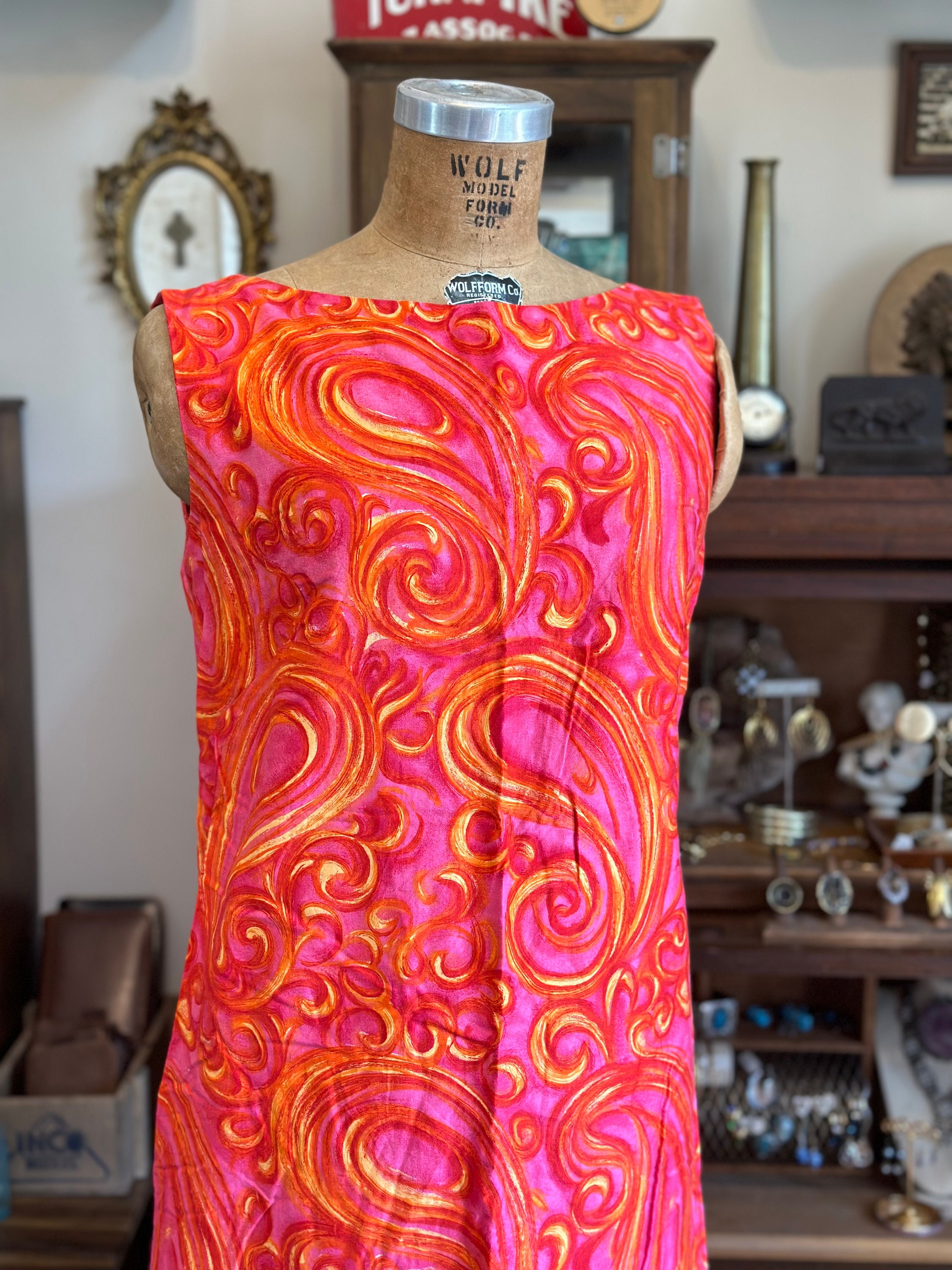Vintage Made in Hawaii Groovy Vibrant Pink Orange and Yellow