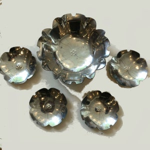Vintage Penland Pewter Flower Dish & 4 Mini Dishes Signed