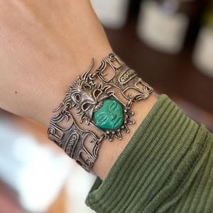 RARE Vintage Signed TAXCO Mexico Sterling Silver & Carved Green Stone Face Tribal Panel Link Bracelet 6.4”