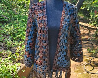 Strickjacke im Hexi-Grandma-Stich