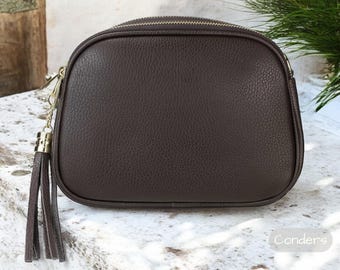 Oryginalna skórzana torba na ramię z 3 przegrodami i regulowanym paskiem, torba festiwalowa z frędzlami, torebka typu box bag, ciemnobrązowa torba na aparat fotograficzny z wieloma zamkami