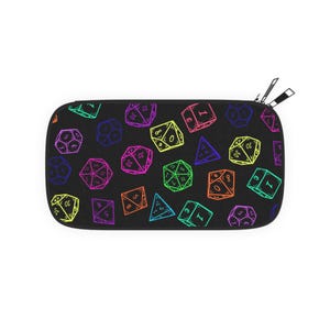 D&D tärningstema passplånbok: Lätt polyester med dragkedja