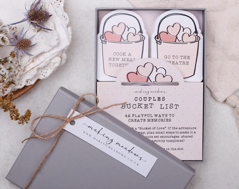 Couples Bucket List Gift Box Date night ideas