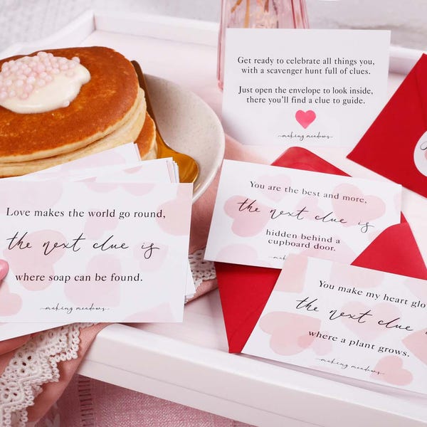 Love Scavenger Hunt Clue Kit - Treasure Hunt For Anniversary, Valentine Or Birthday