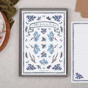 A5 Letter Writing Paper With Traditional Blue Floral Pattern - Lined or Unlined Stationery Set