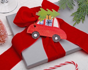 Driving Home For Christmas Gift Tags - 12 Pack With Red Car Design & Gold Twine