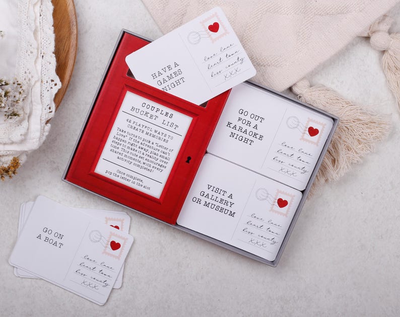 Couples Bucket List Postbox Gift Box Date night ideas