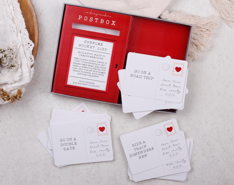 Couples Bucket List Postbox Gift Box Date night ideas