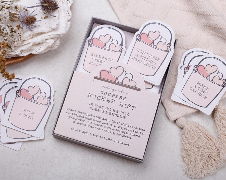 Couples Bucket List Gift Box Date night ideas
