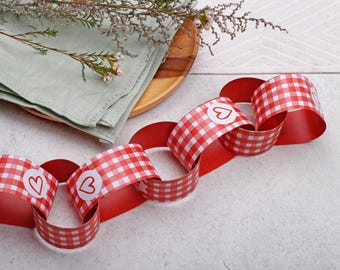 Red Gingham Paper Chain Kit - DIY Traditional Garland, 4m Length