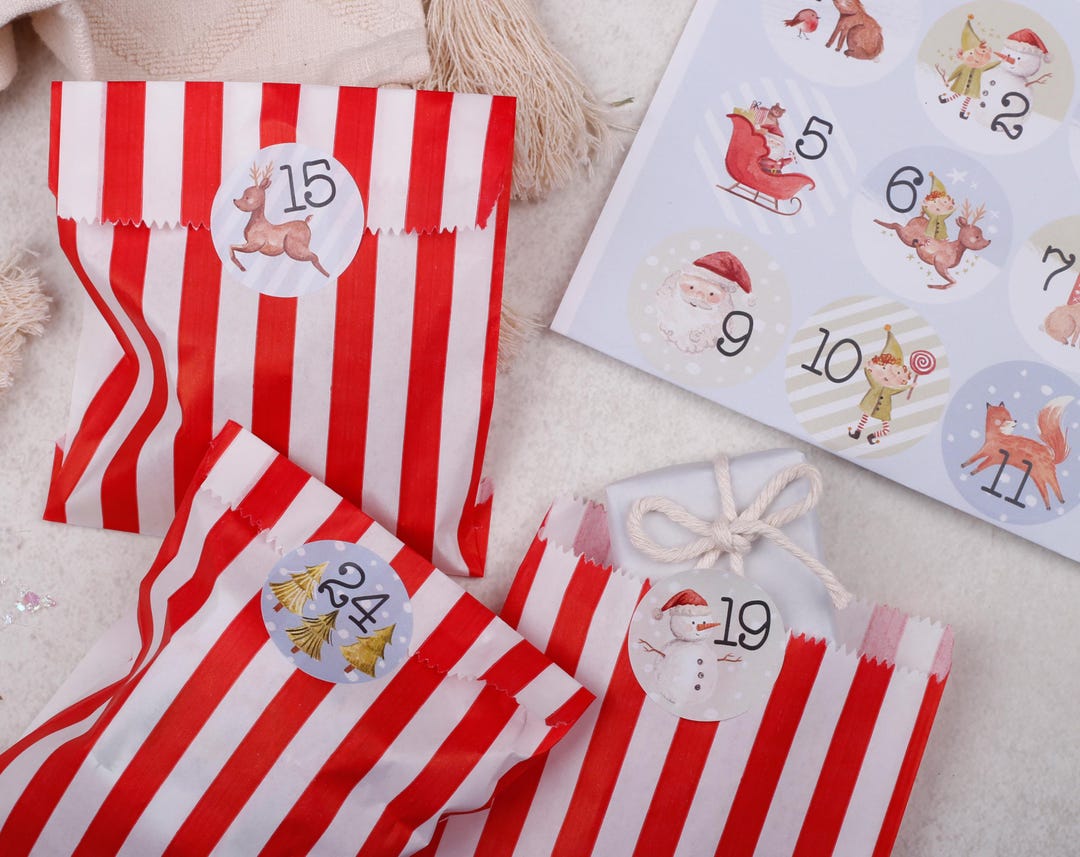 Red DIY Christmas Advent Calendar With 24 Candy Treat Bags & 24 Santa ...