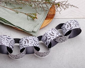 Bat Halloween Paper Chain Kit - DIY Traditional Garland, 4m Length