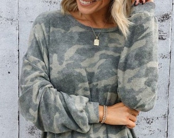 ladies camo sweatshirt