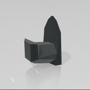 Pode incluir: Um suporte de parede preto de forma geométrica com uma parte superior pontiaguda. O suporte é feito de um material sólido e tem um design moderno.