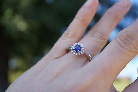 Round Sapphire Ring: Delicate 925 Sterling Silver, US 7 3/4