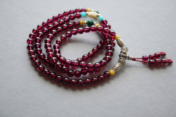 Rhodolite Garnet Bracelet, Mala Bracelet, 4 Layers Garnet Bracelets, Layering Bracelet, 5.8mm