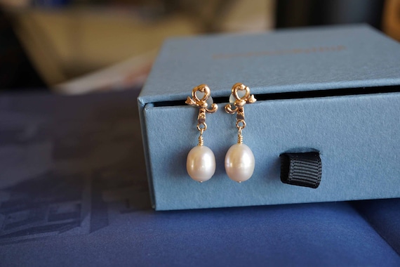 18K Rose Gold Bowknot Stud Earring, Natural Freshwater Pearl Earring, Dangle Pearl Earrings