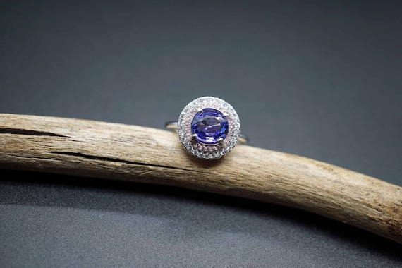 Tanzanite Solitaire Ring, 925 Silver Tanzanite Ring, Luxlury Blue Gemstone Ring, US 6