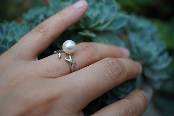 Sterling Silver Vine Leaves Pearl Ring, Fresh Water Pearl Ring US 6