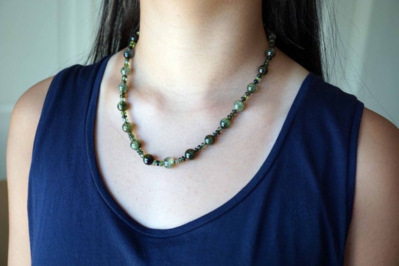 Natural Green Tourmaline Beaded Necklace, Knotted Tourmaline Necklace 19 inch