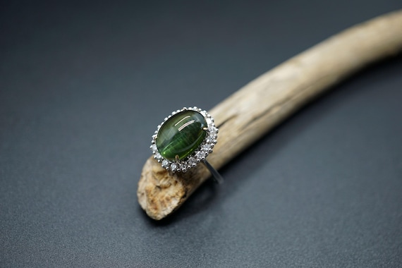 Green Tourmaline Diamond Ring: 18K White Gold Engagement Ring, US 6