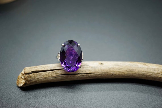 Natural Brilliant Amethyst Ring, Oval Amethyst Statement Ring, US 7 Ring, 15.2ct Amethyst