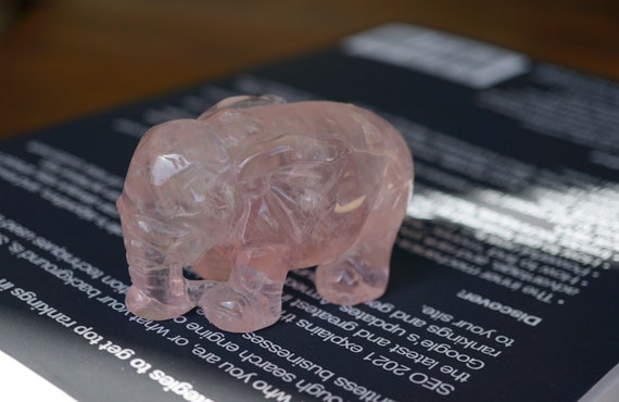Natural Rose Quartz Elephant Decorative Statue Hand-carved Elephant Quartz Sculpture Pink