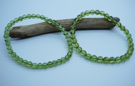 Natural Peridot Beaded Bracelet, Round Green Peridot, Stretch Beaded Bracelet