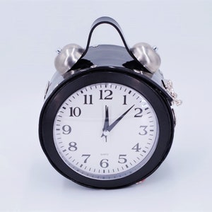 Clock bag black