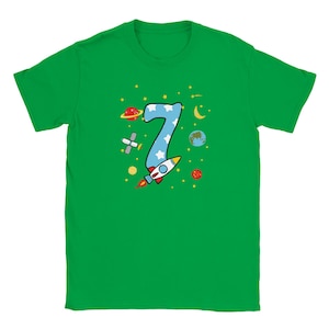Birthday shirt for a 7-year-old boy, rocket design – space-themed children's T-shirt, astronaut outfit, 7th birthday gift Grün