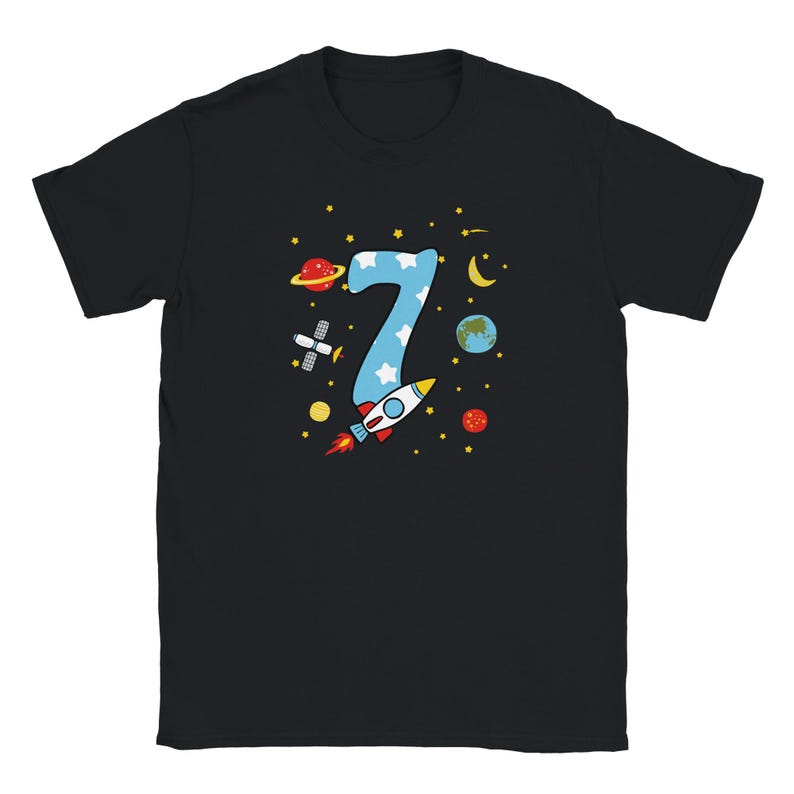 Birthday shirt for a 7-year-old boy, rocket design – space-themed children's T-shirt, astronaut outfit, 7th birthday gift Schwarz