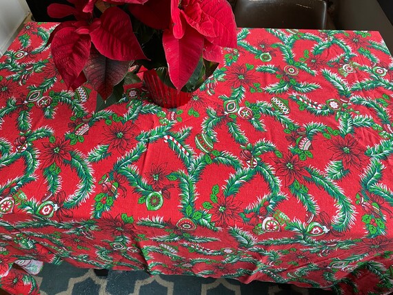 1950/60年代のシャイニーブライトクリスマステーブルクロス