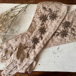 1950s Hand Beaded Gloves, Wedding Gloves, Beaded Gloves, Wedding Gloves Beaded, Beige Gloves for Women