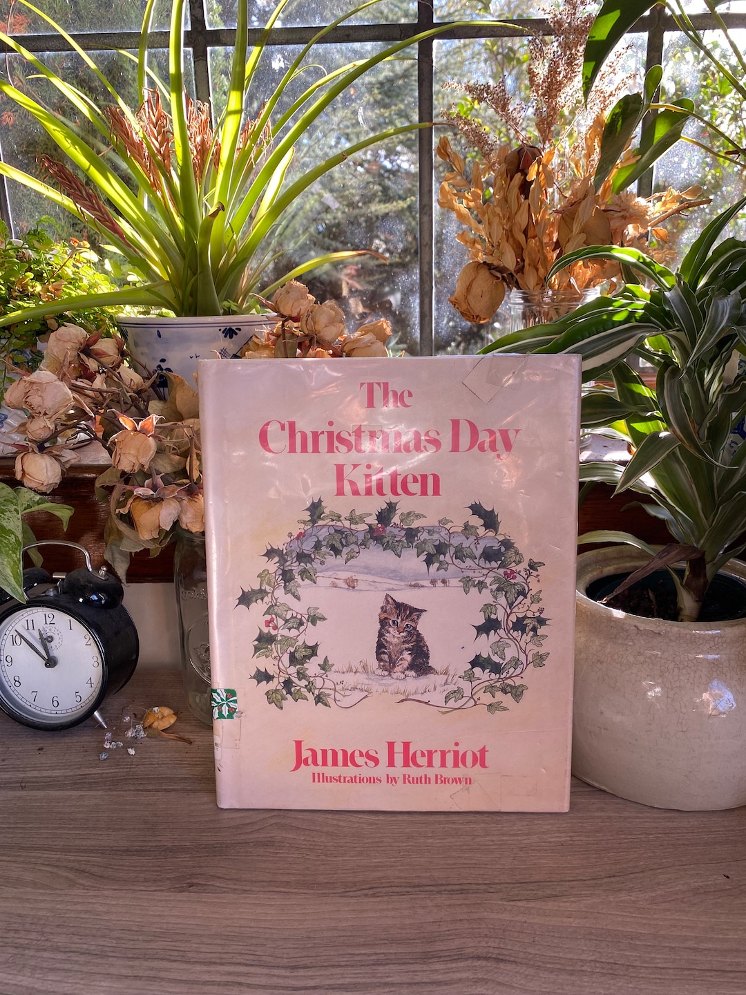 1986 the Christmas Day Kitten by James Herriot Christmas Etsy