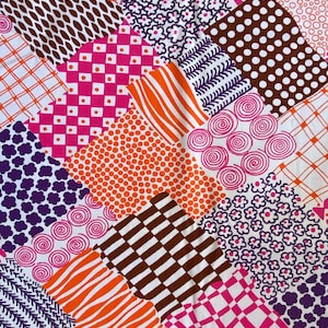 1970s Retro Patchwork Fabric, Vintage Fabric, Flower Fabric, Flower Fabric Panel, Retro Fabric,