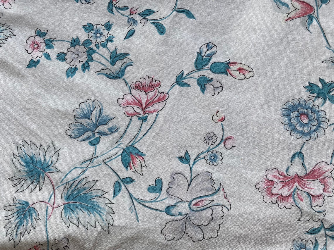 Vintage Laura Ashley Round Flower Tablecloth Vintage Flower Etsy