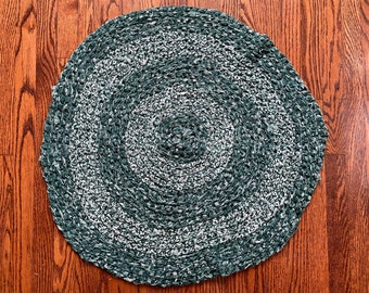 Price Drop! Vintage Handmade Amish Knot Rag Rug, Vintage Rag Rug, Farmhouse Home Decor, Woven Rag Rug, Bedside Rug