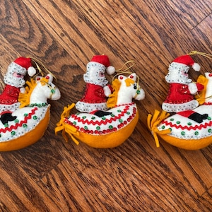 3 1974 Bucilla Santa Rocking Horse Felt Ornament, Christmas Ornament Kit, Bucilla Felt Ornaments, Felt Ornaments Christmas,