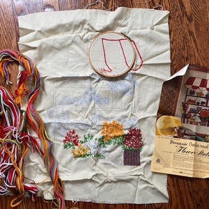 HTF!1973 Preworked Paragon Flower Stall Crewel Kit, Paragon Crewel Embroidery, Paragon Crewel Kit, Crewel Kit, Paragon Crewel Embroidery Kit
