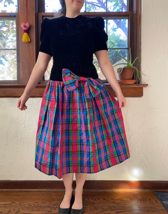 1980s Tartan Plaid + Velvet Dress, Winter Party D… - image 2