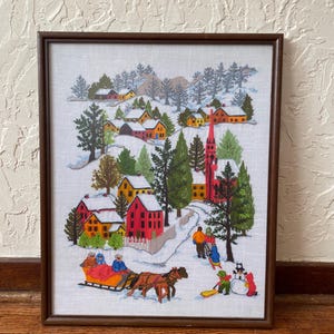 Vintage Lee Wards Winter Wonderland Crewel, Christmas Crewel Embroidery, Christmas Needlepoint, Retro Christmas Crewel, Lee awards,