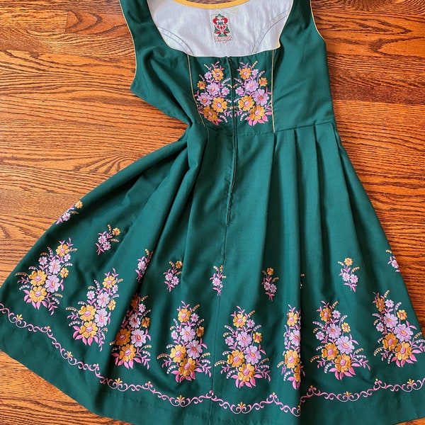 1960s Embroidered Salzburger Trachten, Vintage Dirndl Dress, Dirndl Dress Authentic, Embroidered Dirndl, Embroidered Dress