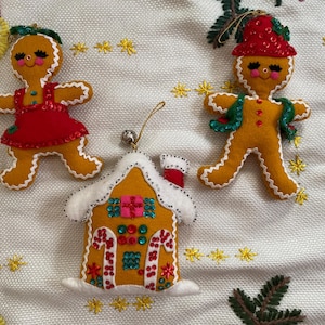 3 1970s Bucilla Gingersnaps Felt Ornament, Christmas Ornament Kit, Bucilla Felt Ornaments, Felt Ornaments Christmas,