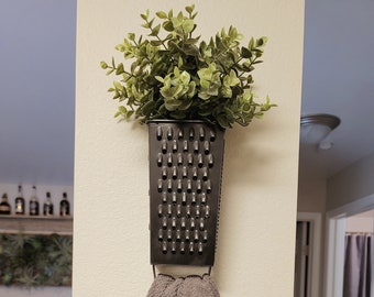 Fake Plant Cheese Grater Towel Holder