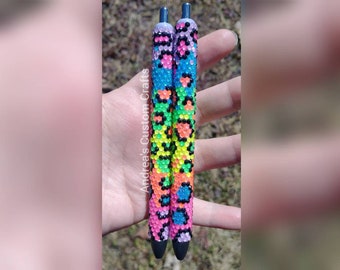 90&#39;s Neon Leopard Print, Leopard Print Glass Rhinestone Pen, Medium Black Ink, Blue Ink Refill Included, Papermate Inkjoy Gel, Bling Pen