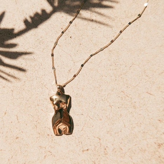 Naked Girl Godness Solid Brass Keychain Key Ring Strap Pendant