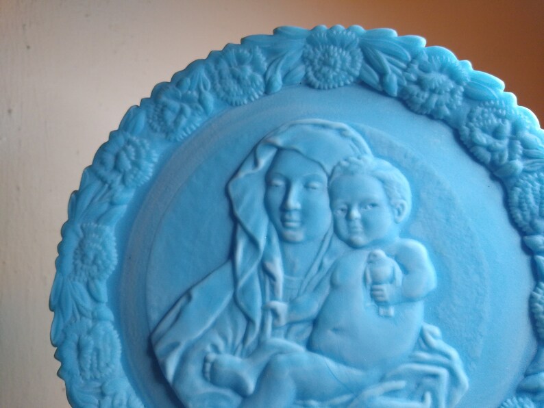 Vintage Fenton Mother/'s Day 1972 Blue Satin Collectible Plate