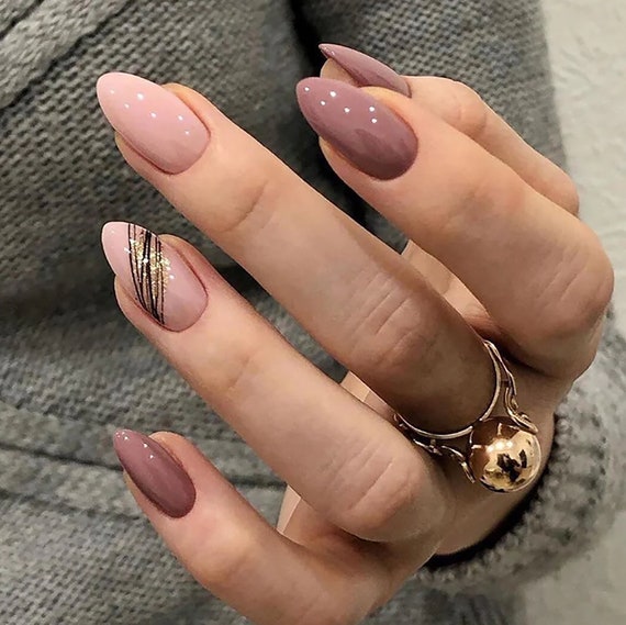 Round Nails Shape: Achieving Timeless Elegance